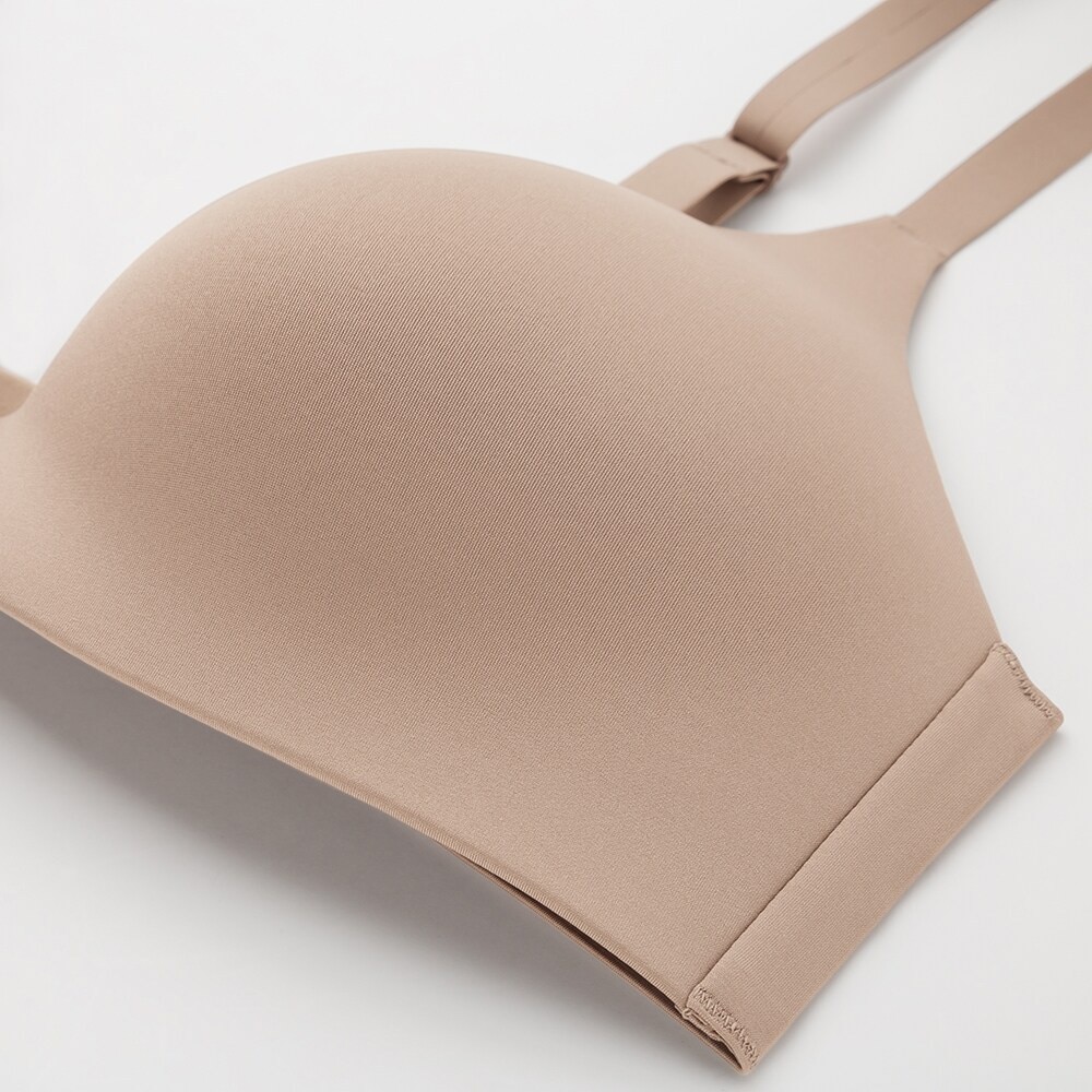 Áo lót không gọng Uniqlo Wireless Bra Dòng Beauty Light