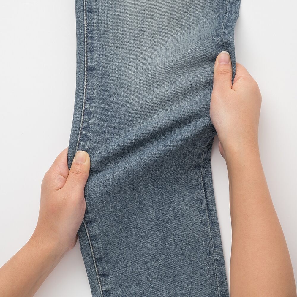 Uniqlo Womens Ultra Stretch Jeans 40  40 Alternatives to Pajamas  Perfect For Working From Home  POPSUGAR Fashion Photo 36