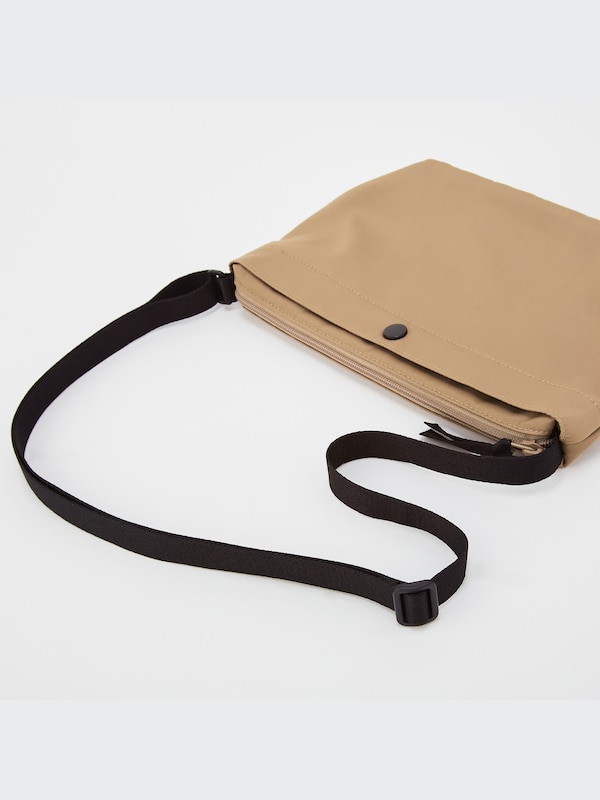 ナイロンミニショルダーバッグ