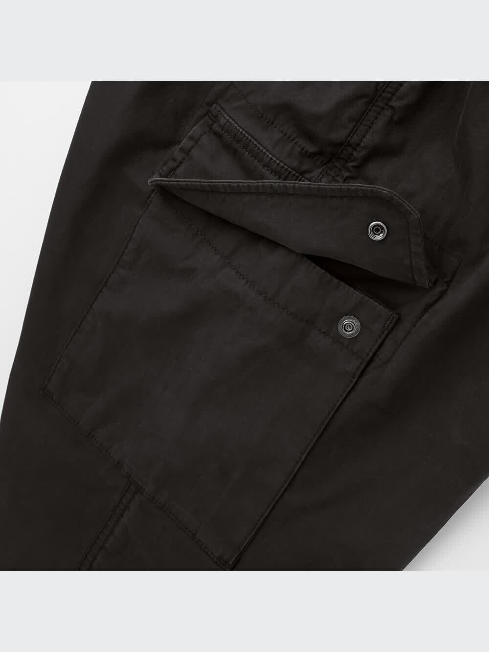 ユニクロ公式 | EZYワイドフィットカーゴジョガーパンツ（丈短め64cm）