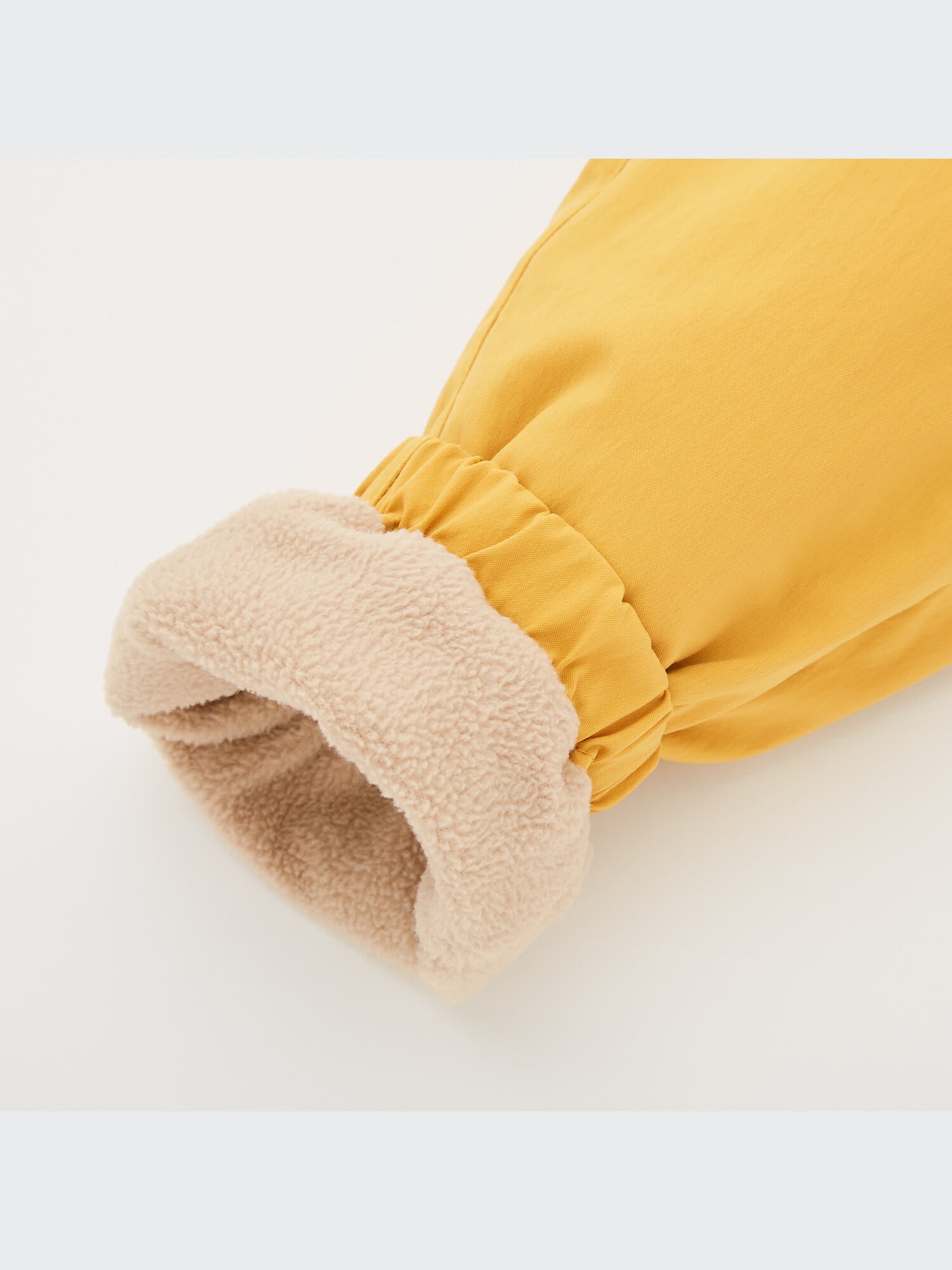 あったかピカチュウ：ユニクロ 2枚セット ユニクロ公式 | ストレッチウォームイージーパンツ