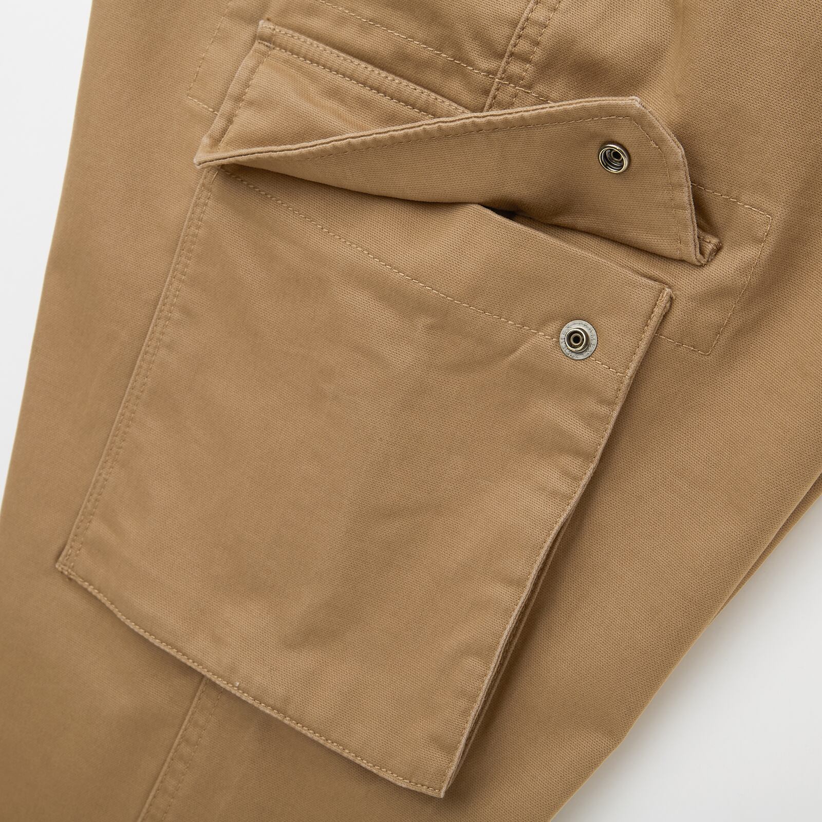 uniqlo cargo joggers