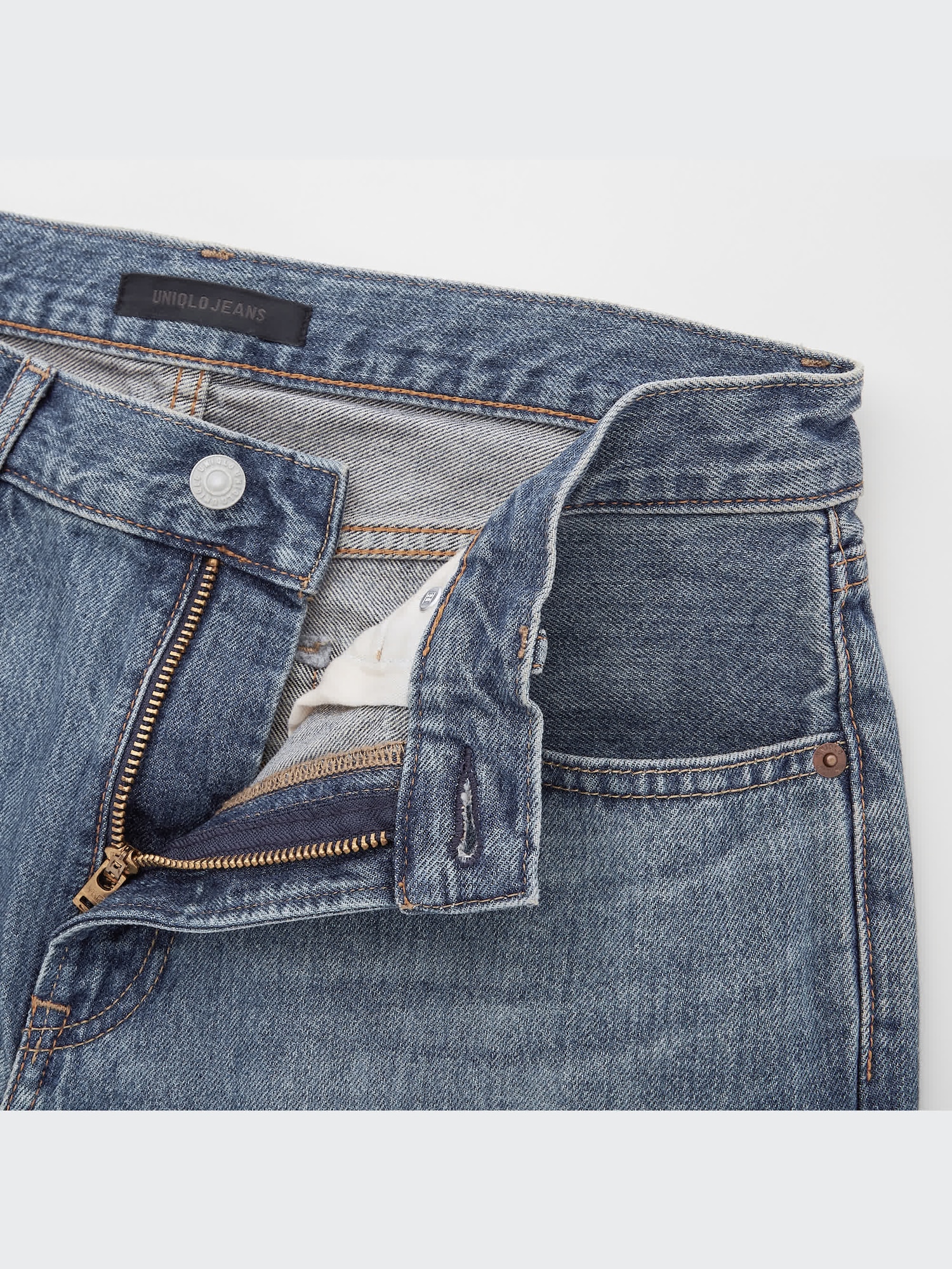 ユニクロ公式 | レギュラーフィットストレートジーンズ（丈長め84cm）