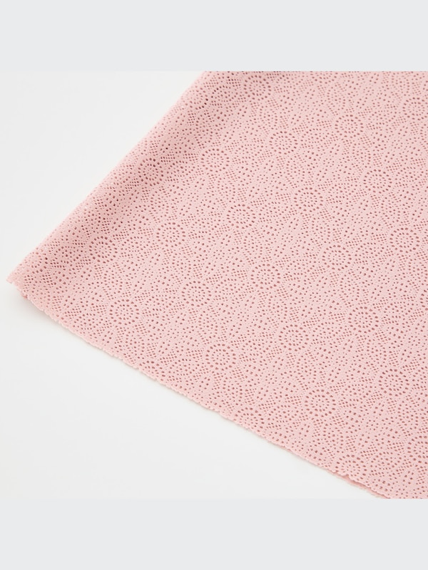 シームレスVネックブラキャミソール（レ  ース）