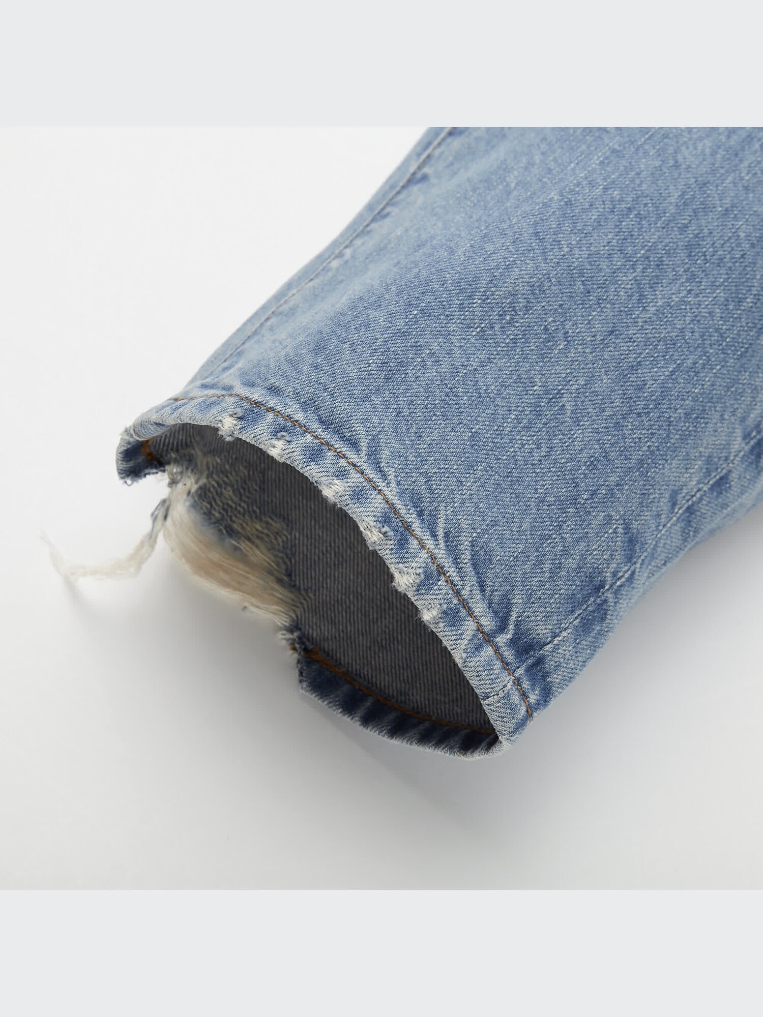 ユニクロ公式 | スラウチテーパードアンクルジーンズ（ダメージ