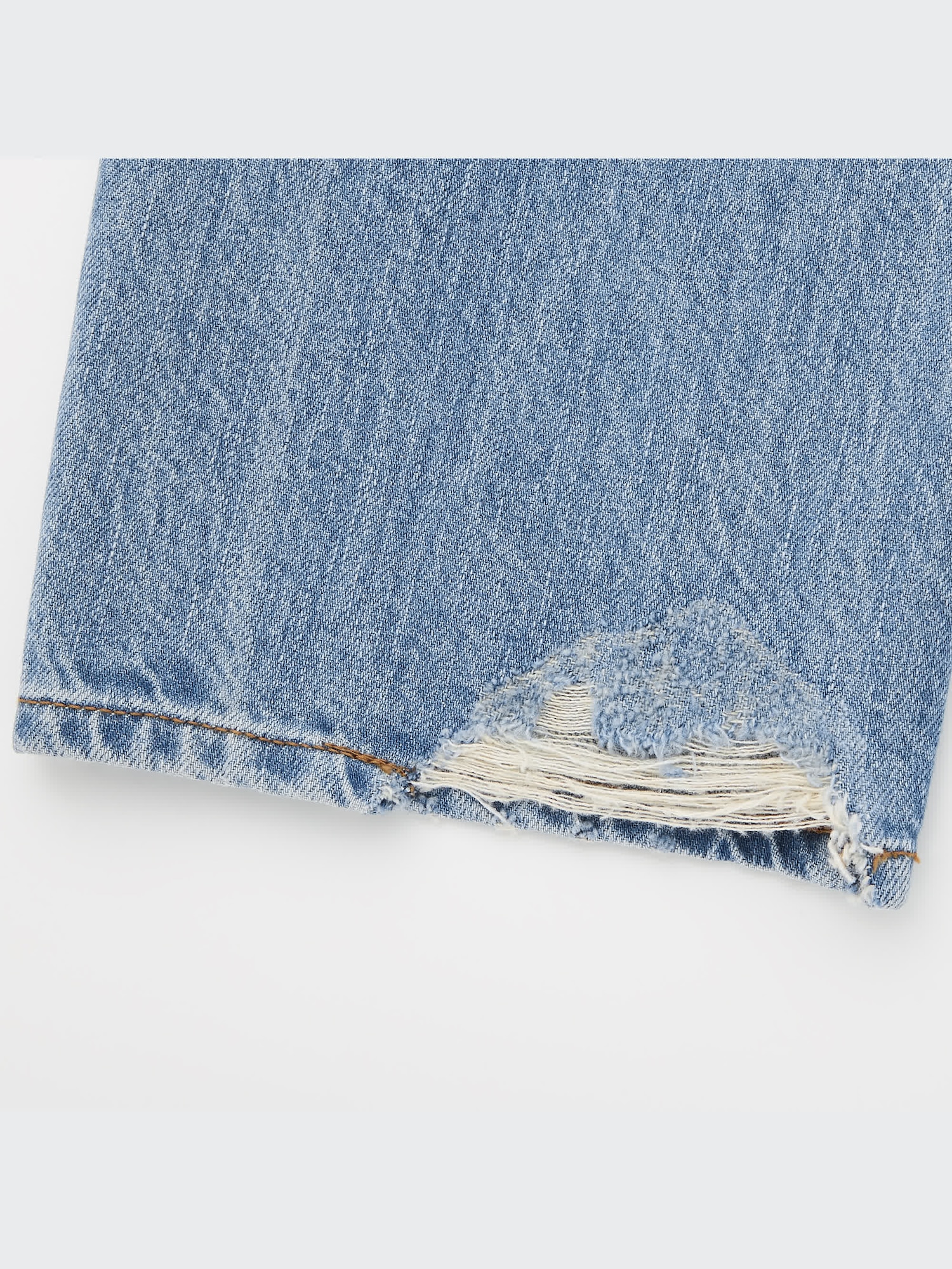 りんページ ユニクロ公式 | スラウチテーパードアンクルジーンズ（ダメージ