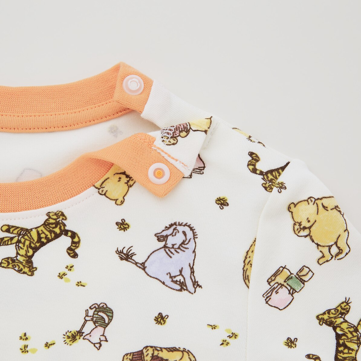 エターナル キャラクターズ パジャマ くまのプーさん 長袖 Baby ユニクロ