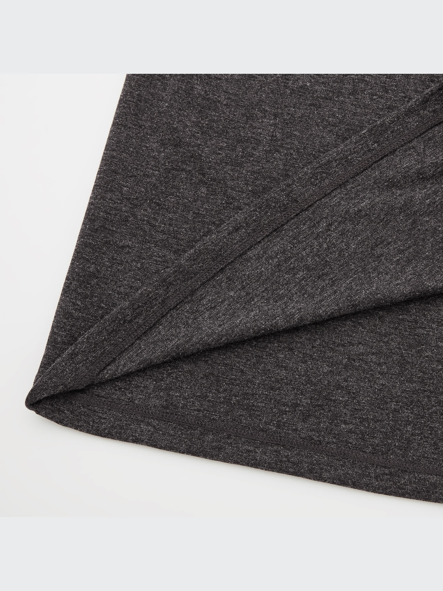 ユニクロ公式 | ライトポンチクロップドフレアパンツ