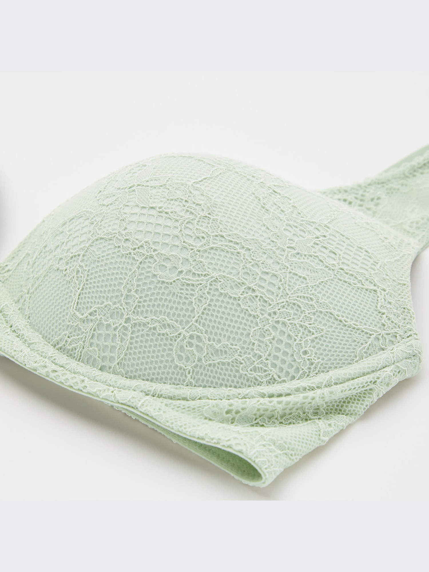 完成品　確認用 ユニクロ公式 | ワイヤレスブラ（シェイプリフト）