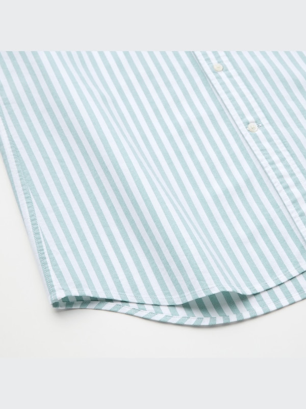 Kemeja Oxford Slim Fit Garis Lengan Pendek