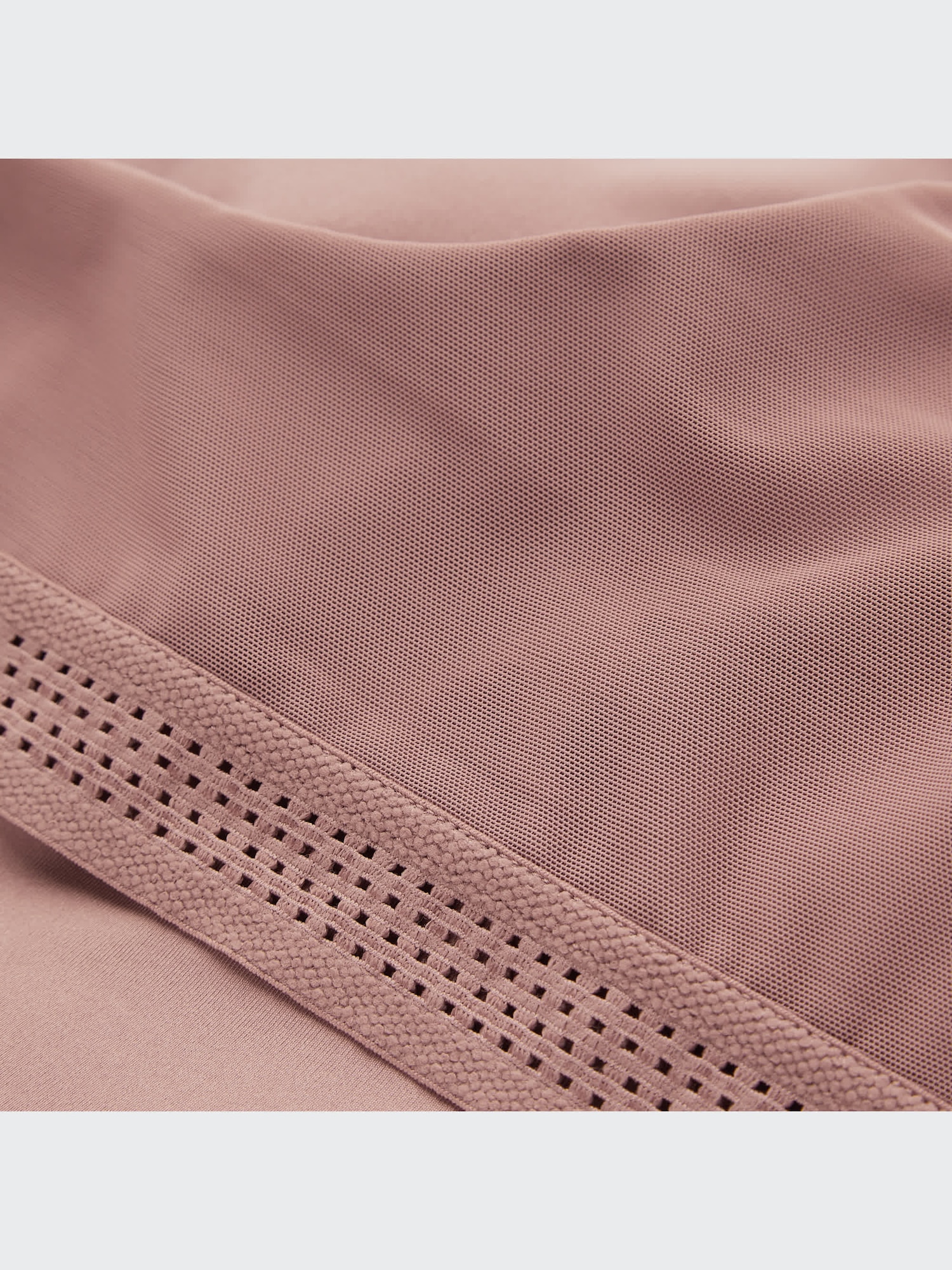 ユニクロ公式 | ワイヤレスブラアクティブレーサーバック