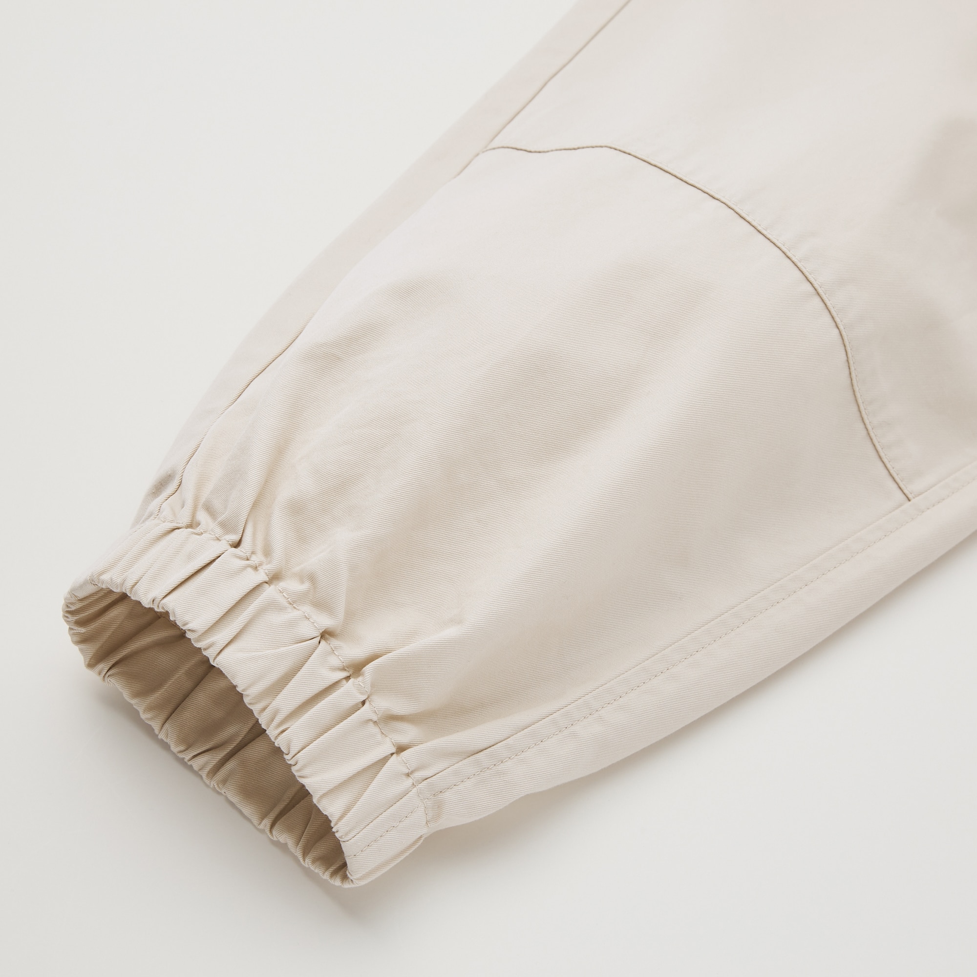 Uniqlo on sale tracksuit bottoms