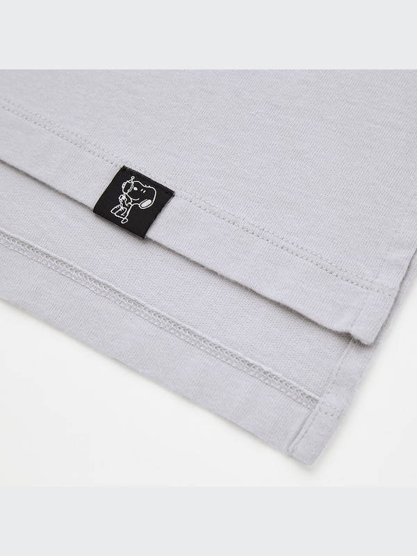 ピーナッツ ビンテージ UT グラフィックTシャツ（半袖・オーバーサイズフィット）