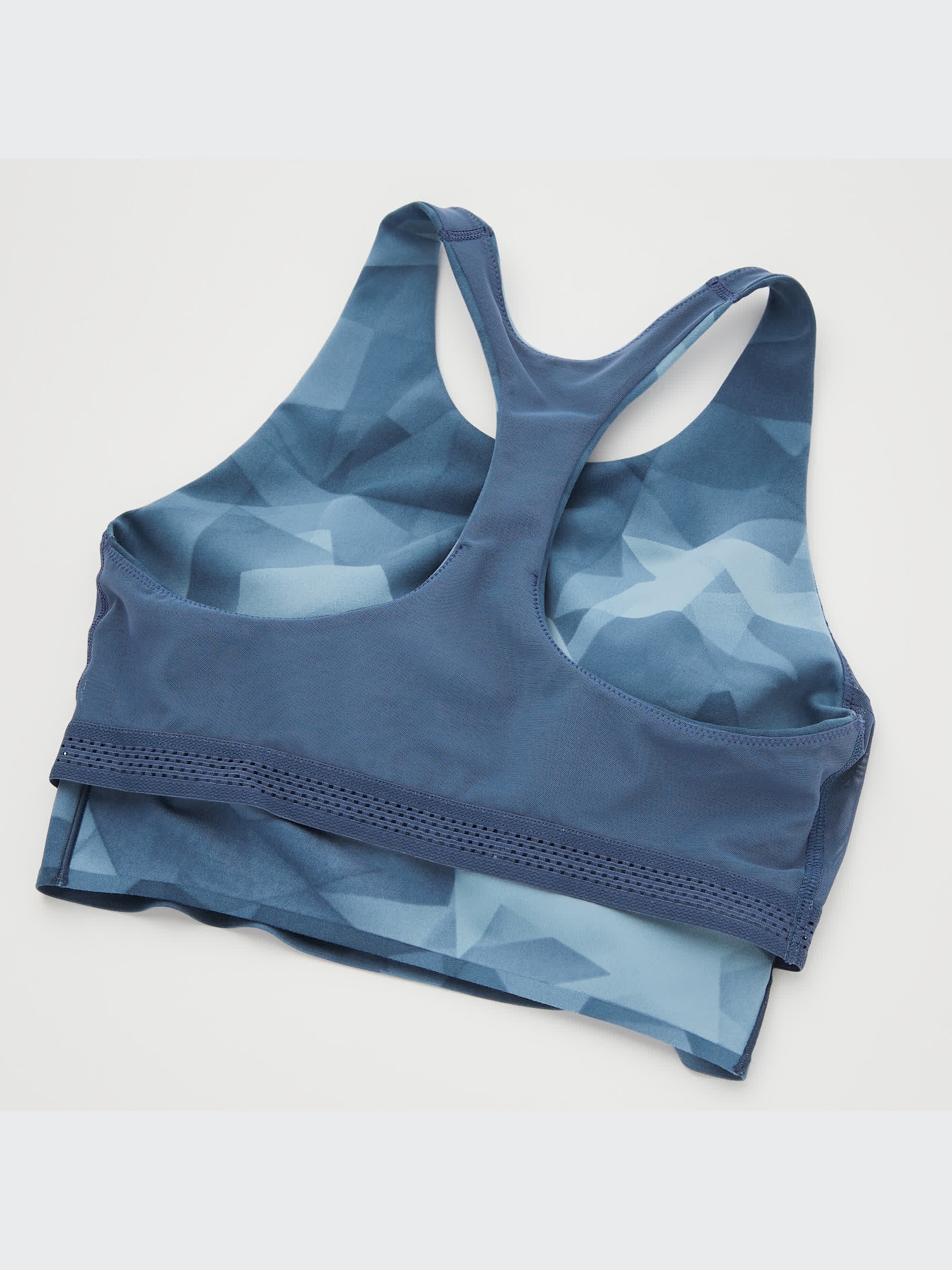 ユニクロ公式 | ワイヤレスブラアクティブレーサーバックプリント