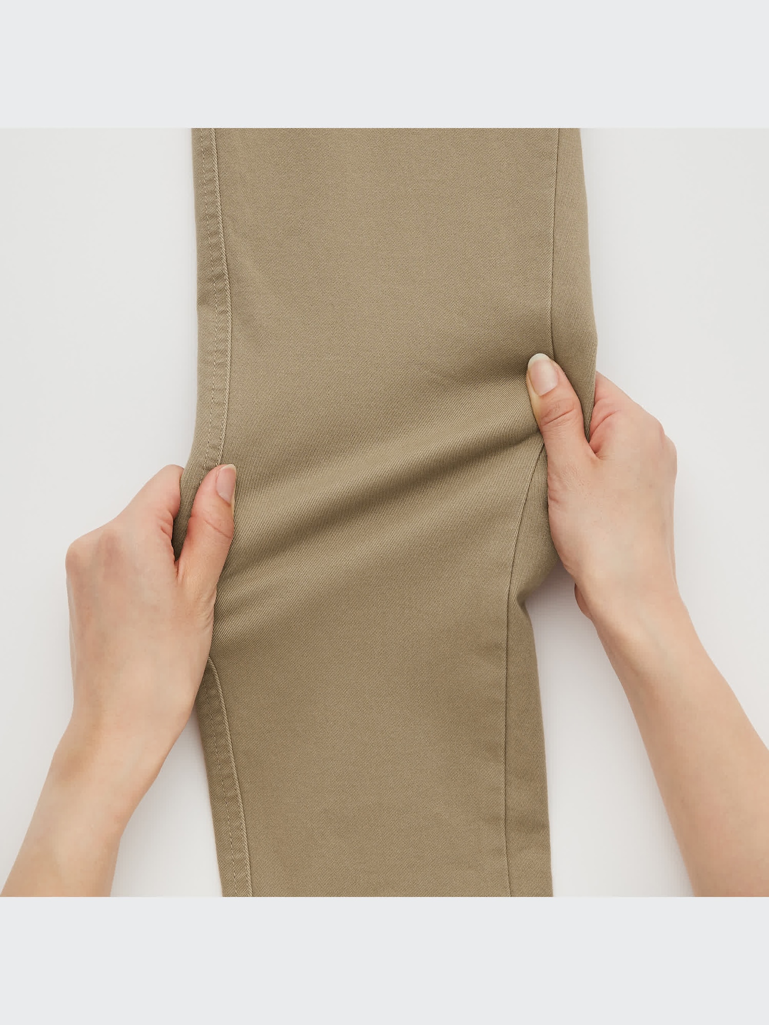 ユニクロ公式 | ウルトラストレッチレギュラーフィット