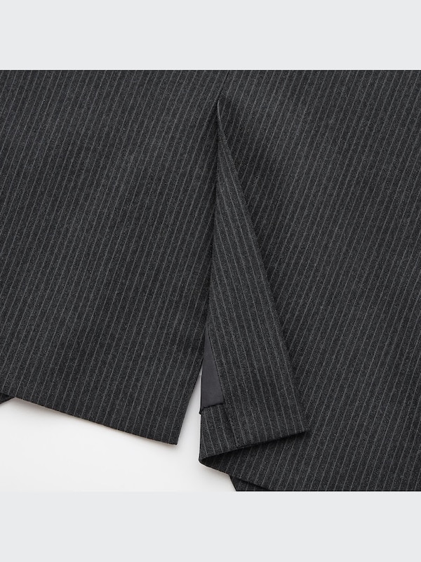 ストレッチテーラードジャケット（ストライプ・2つボタン・ショート丈）