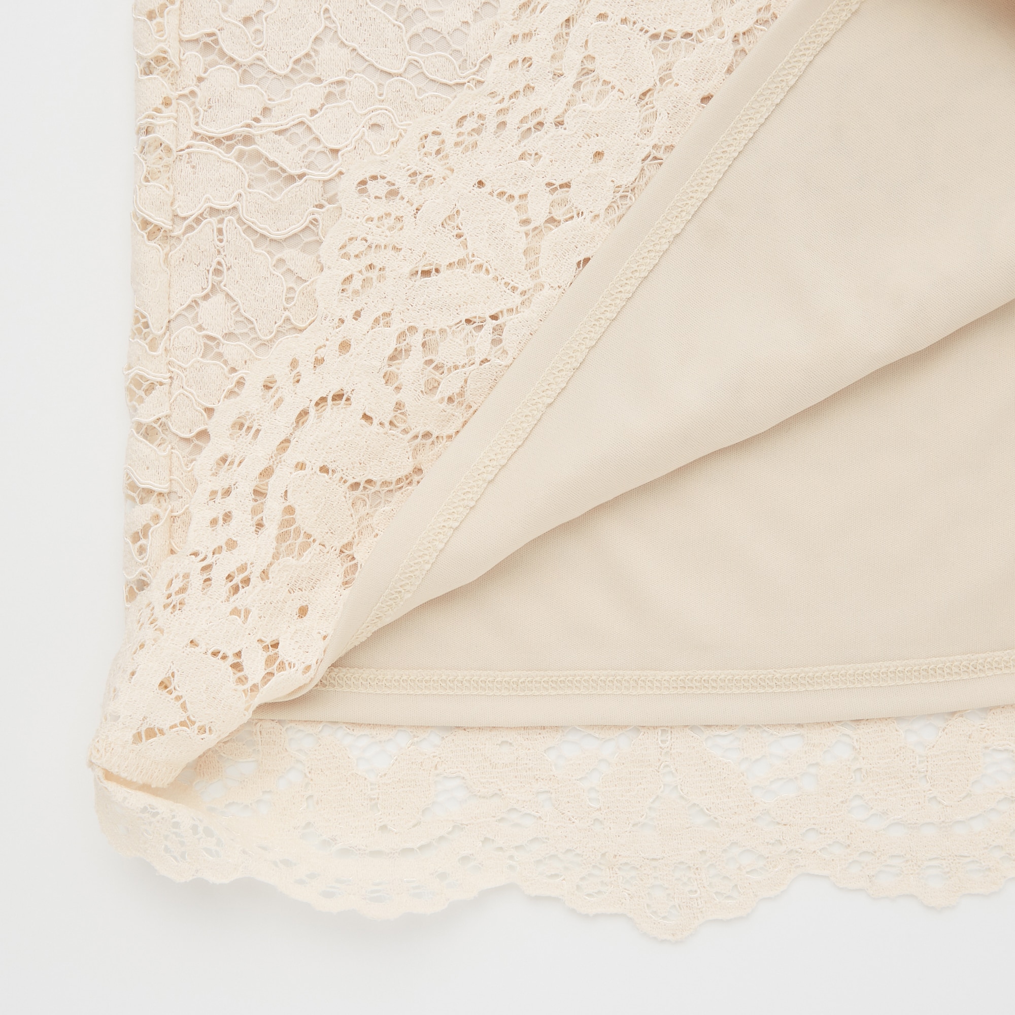 Uniqlo white shop lace skirt