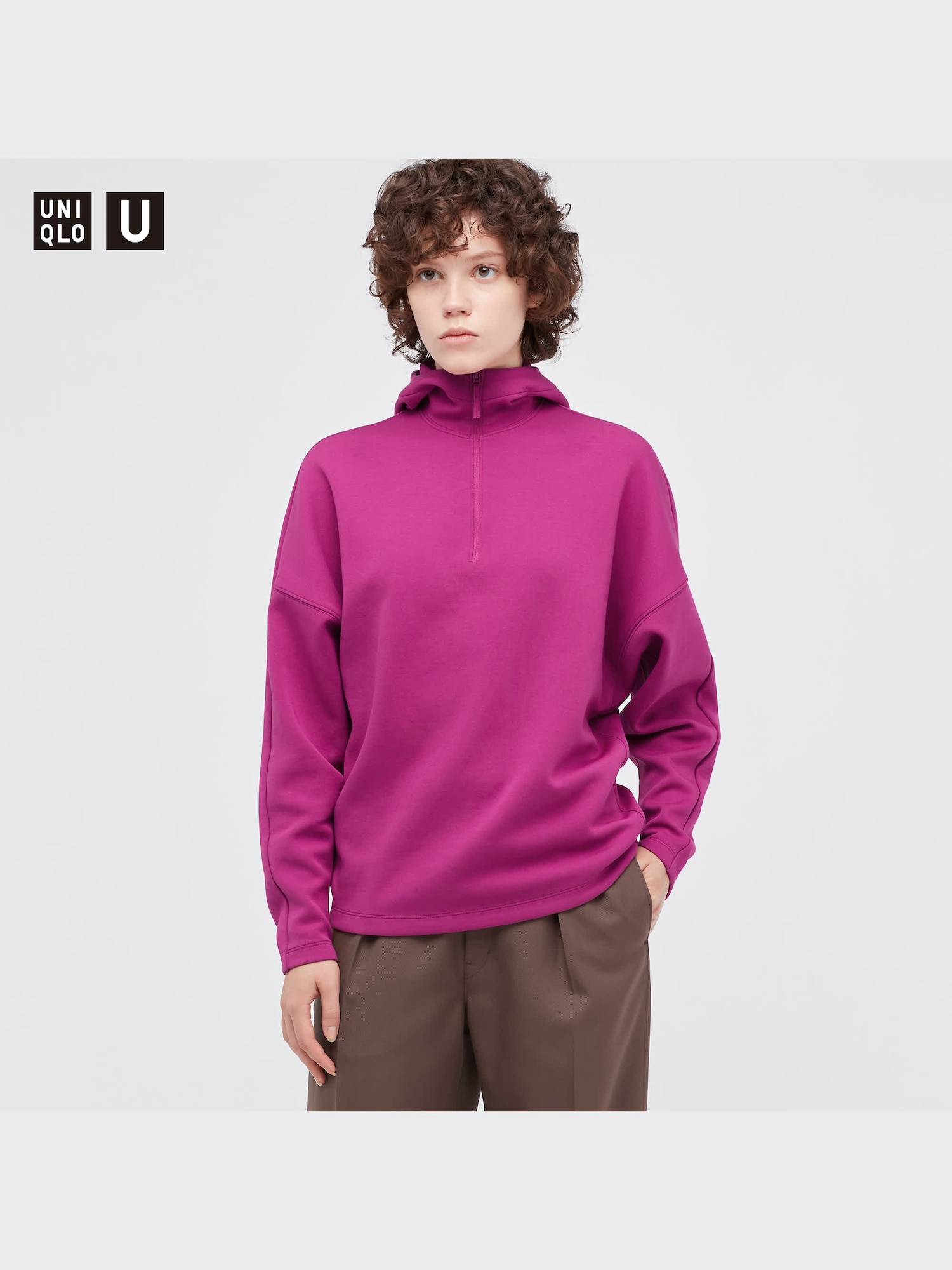 UNIQLO パーカー ピンク フード付き ジップアップ 程よく 長袖 Mサイズ 無地