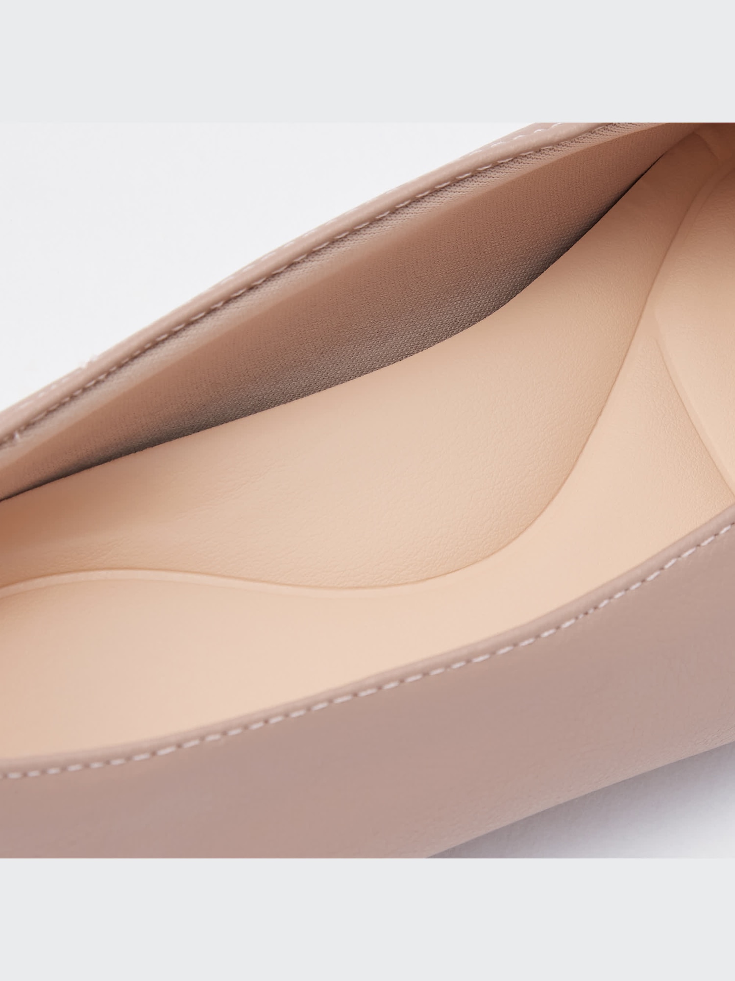 ユニクロ公式 | コンフィールタッチ Uカットフラットシューズ