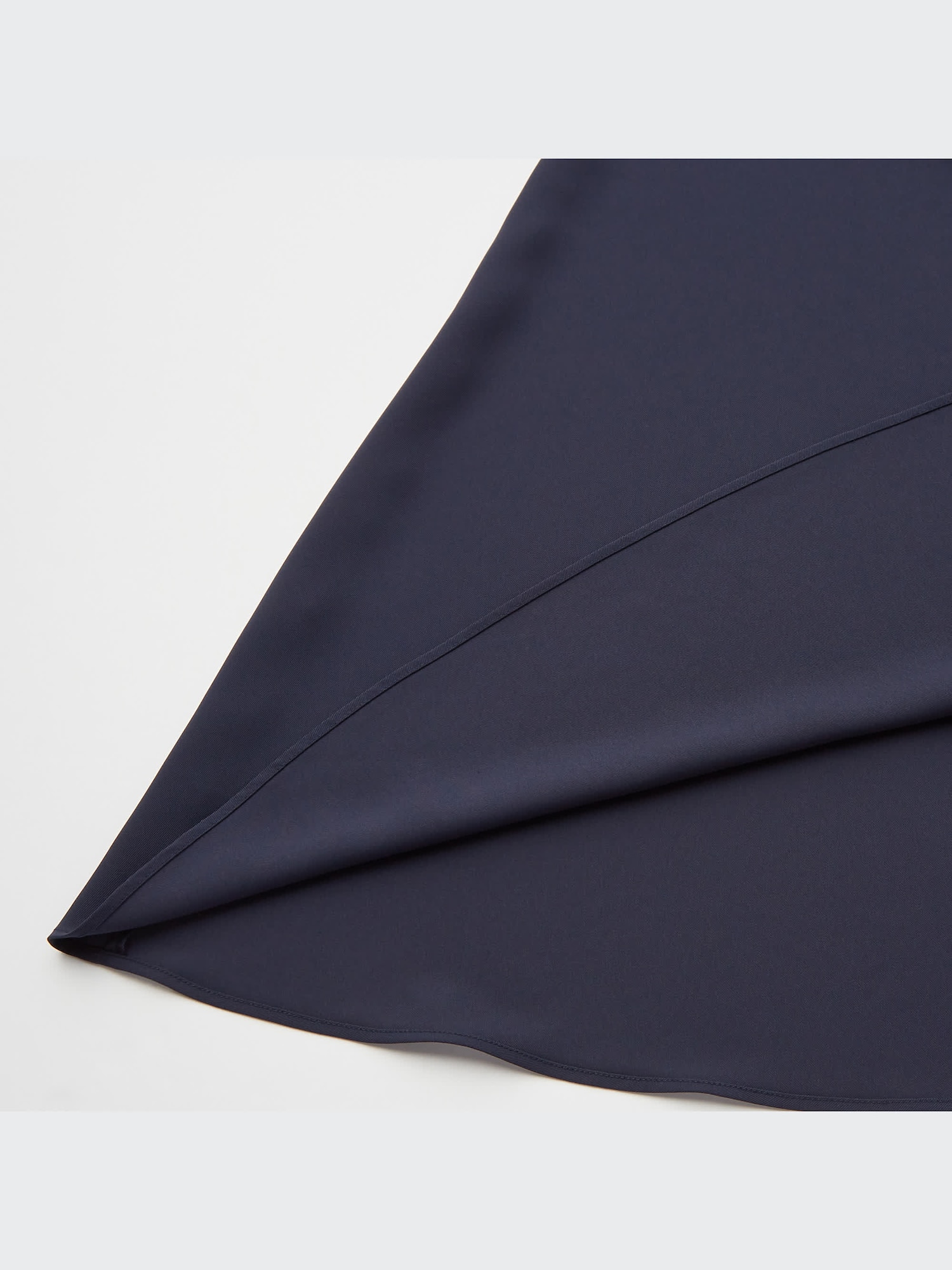 ユニクロ公式 | ドレープフレアスリーブワンピース（半袖）