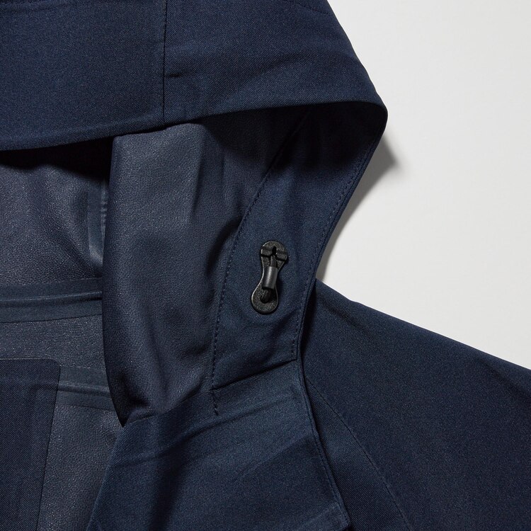 ユニクロ(UNIQLO)ブロックテックパーカ 3Dカット