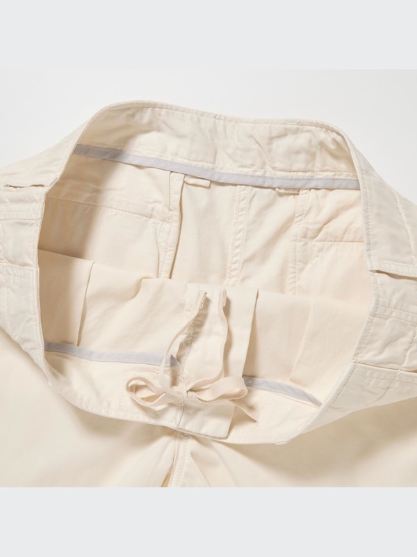 Celana Pendek Chino (panjang 20,9 - 24,3 cm)