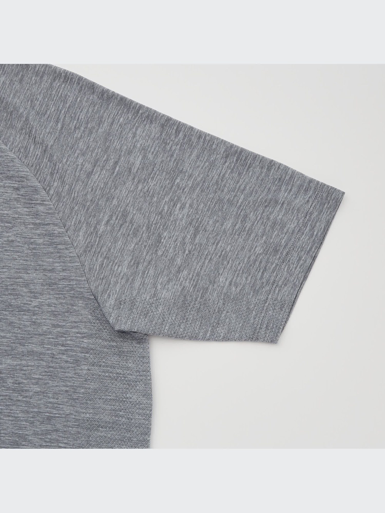 ユニクロ公式 | ドライEXUVカットハーフジップTシャツ