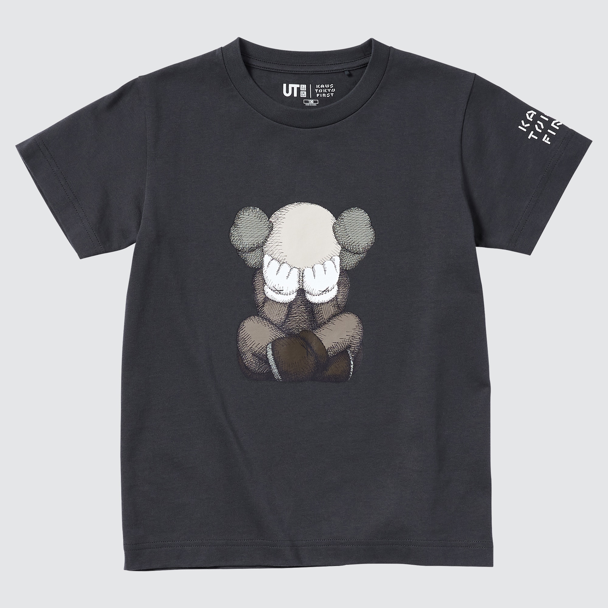 KIDS カウズ UT グラフィックTシャツ（半袖）のサムネイル