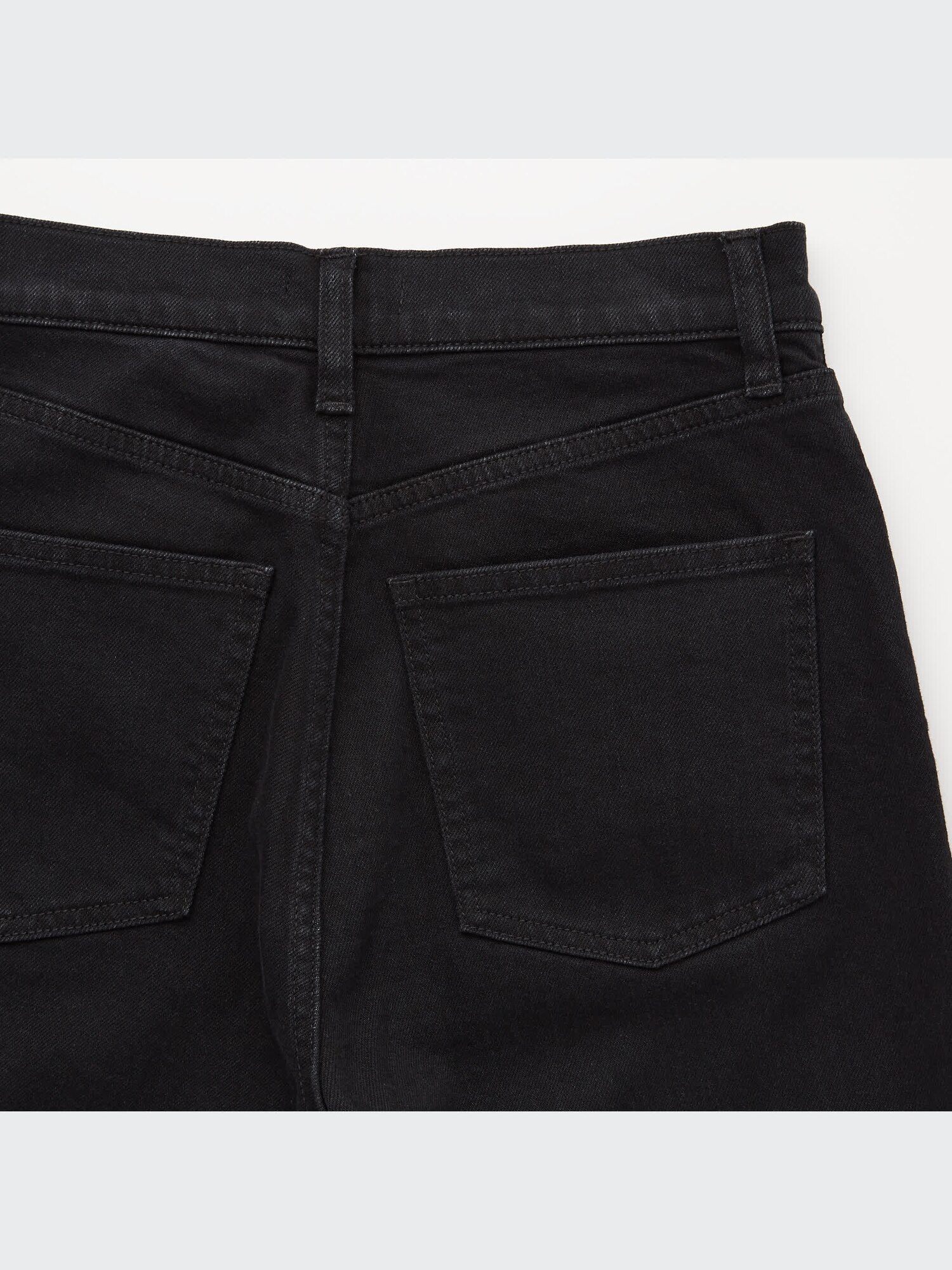 ぴんちゃん様 ユニクロ公式 | フレアハイライズジーンズ（丈短め68.5cm）