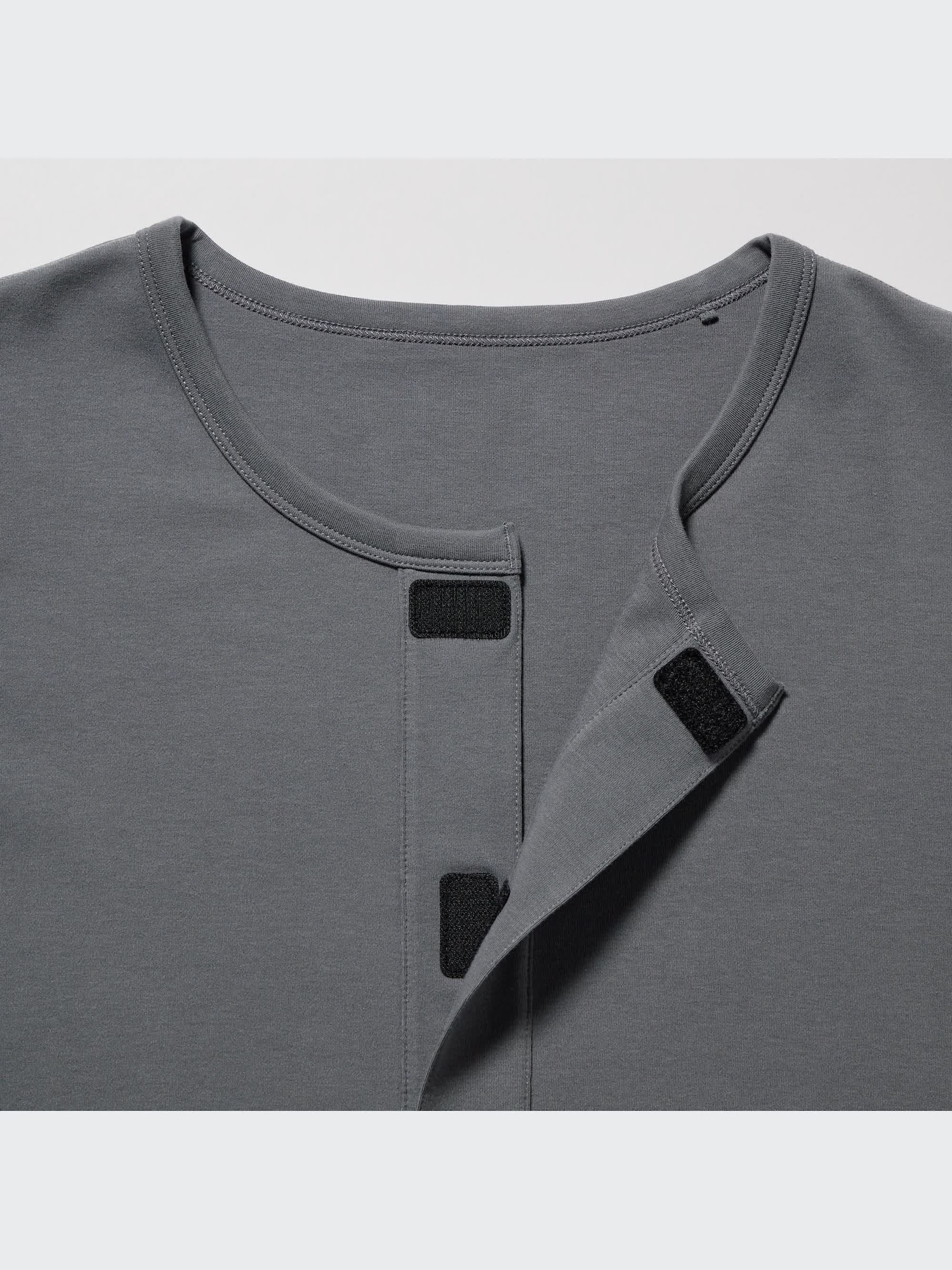 ユニクロ公式 | 前あきクルーネックTシャツ/8分袖