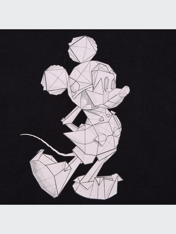 ミッキー スタンズ UT グラフィックTシャツ（半袖・レギュラーフィット）