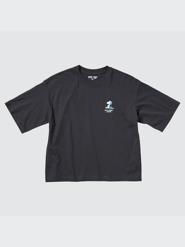 ピーナッツ・サンデー・スペシャルズ UT グラフィックTシャツ（半袖・オーバーサイズフィット）