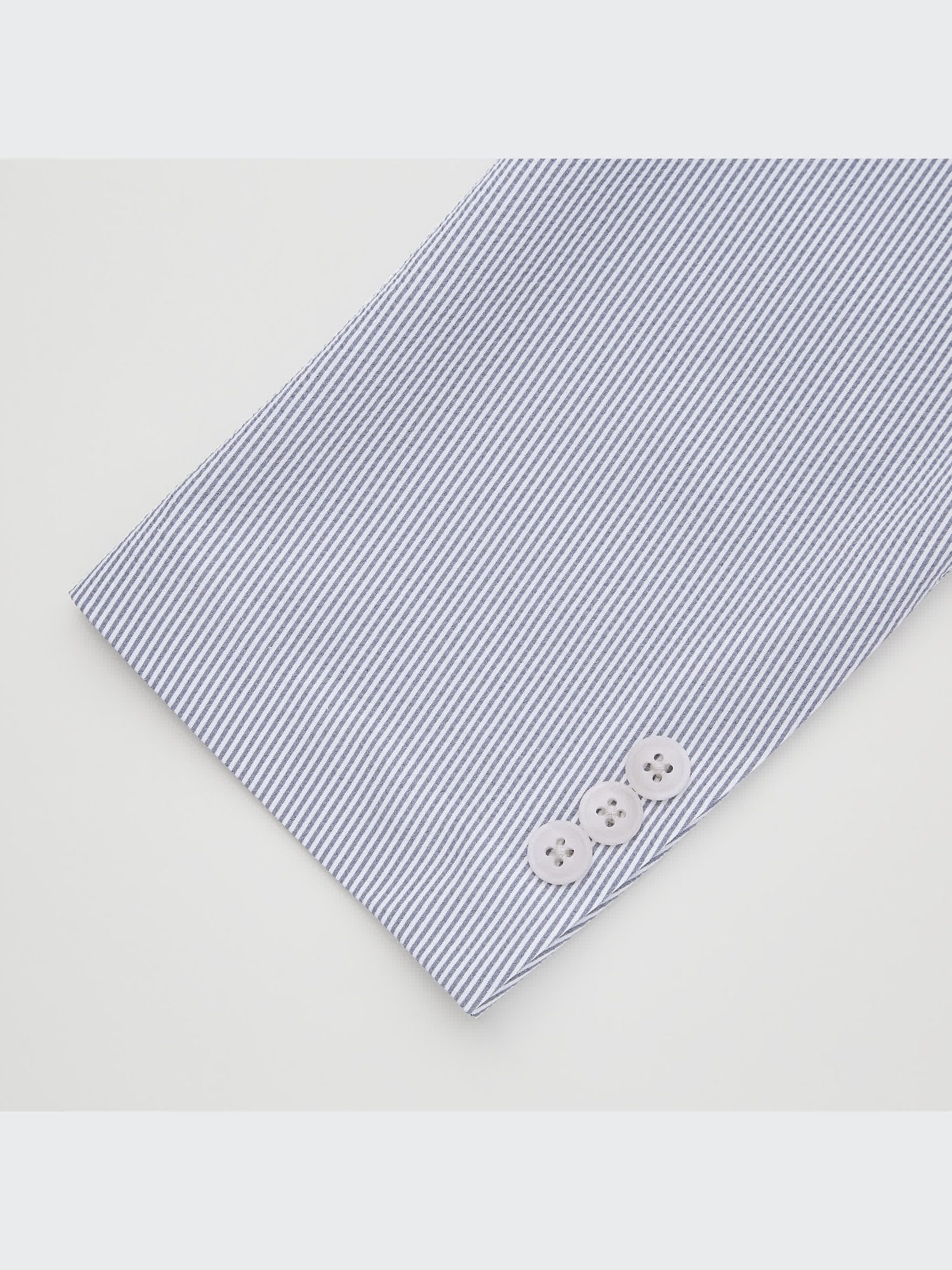 シアサッカー　ユニクロ　セットアップ テーラードジャケット UNIQLO（ユニクロ）の「テーラードジャケット（シアサッカー