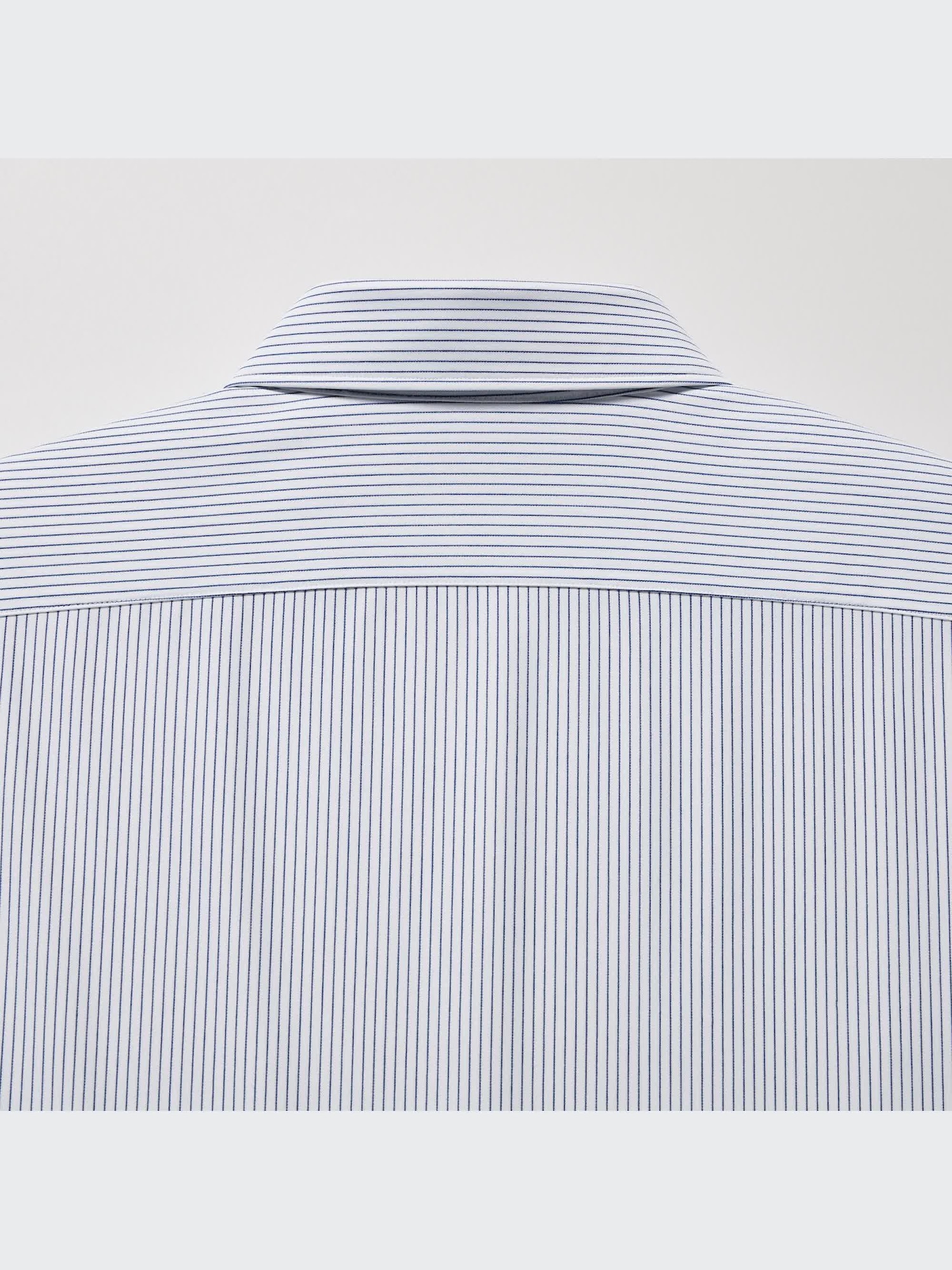 すみれ　UNIQLO ジャージースーツ上下（ブラック）とホワイトシャツ3点 発送在庫あり】【WEB限定】【BLACK LINE】ワイドカラー