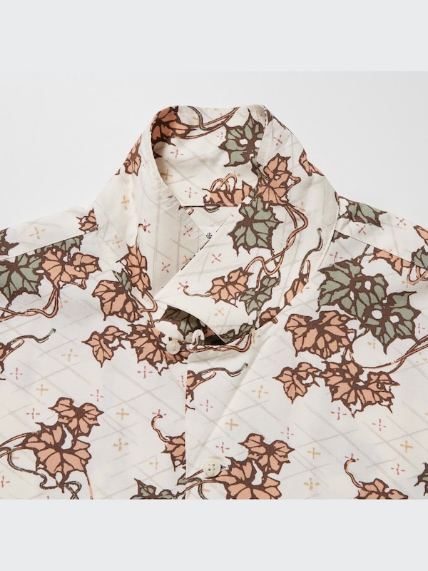 Unsodo Printed Open Collar Shirt