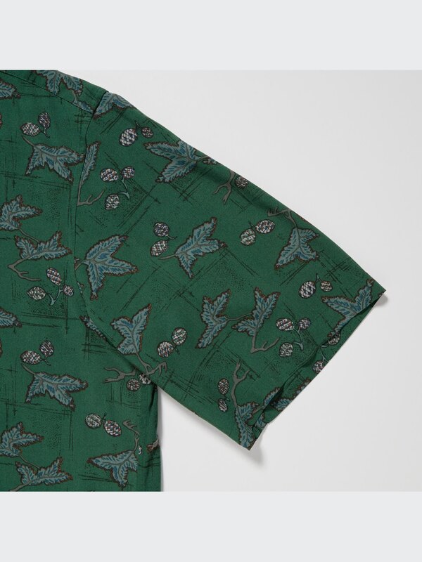 Unsodo Printed Open Collar Shirt