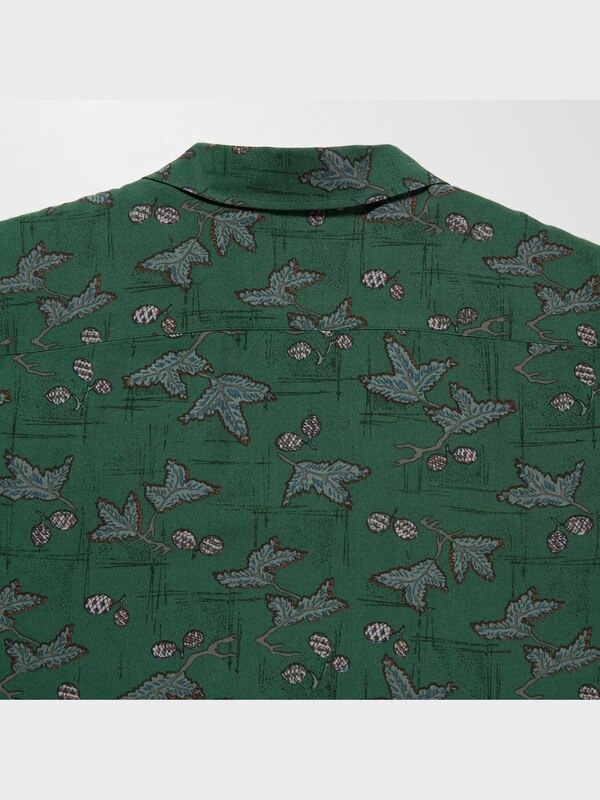 Unsodo Printed Open Collar Shirt