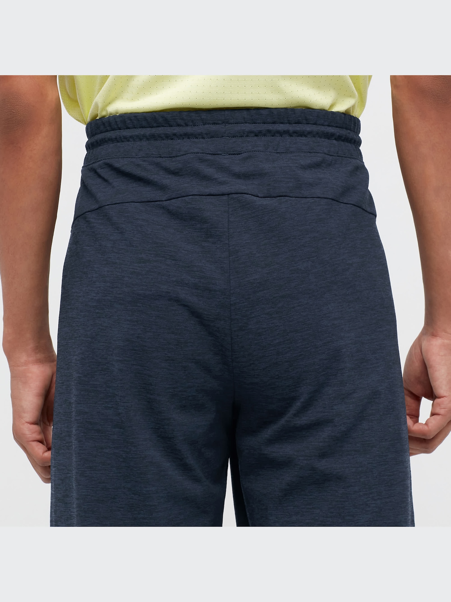 再値下げしました⤵新品未開封❗フラットライト30W 常設用 黒 ユニクロ公式 | ウルトラストレッチアクティブジョガーパンツ