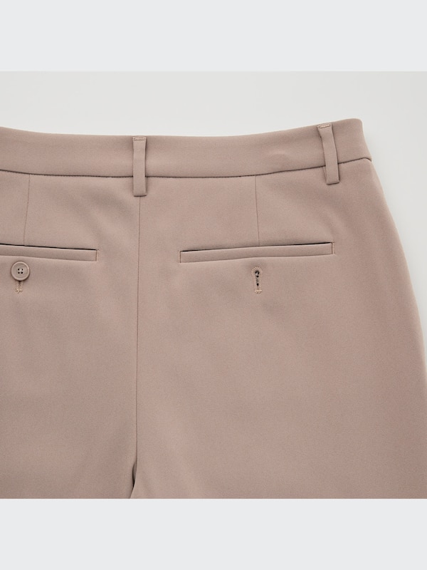 スマートスリムストレートパンツ（丈標準70～72cm）