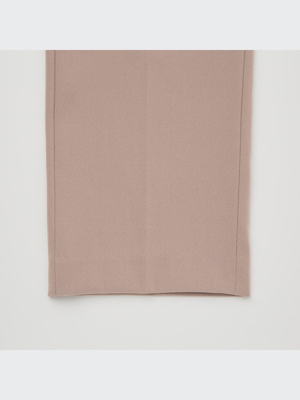 スマートスリムストレートパンツ（丈標準70～72cm）