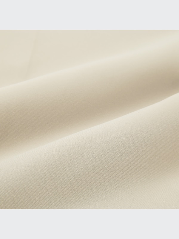 スマートスリムストレートパンツ（丈標準70～72cm）