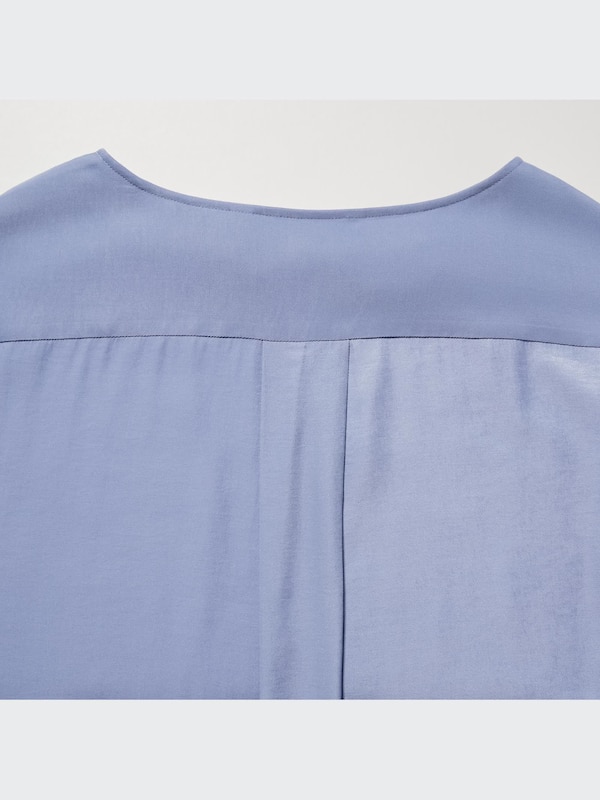 シャイニーTブラウス（半袖）