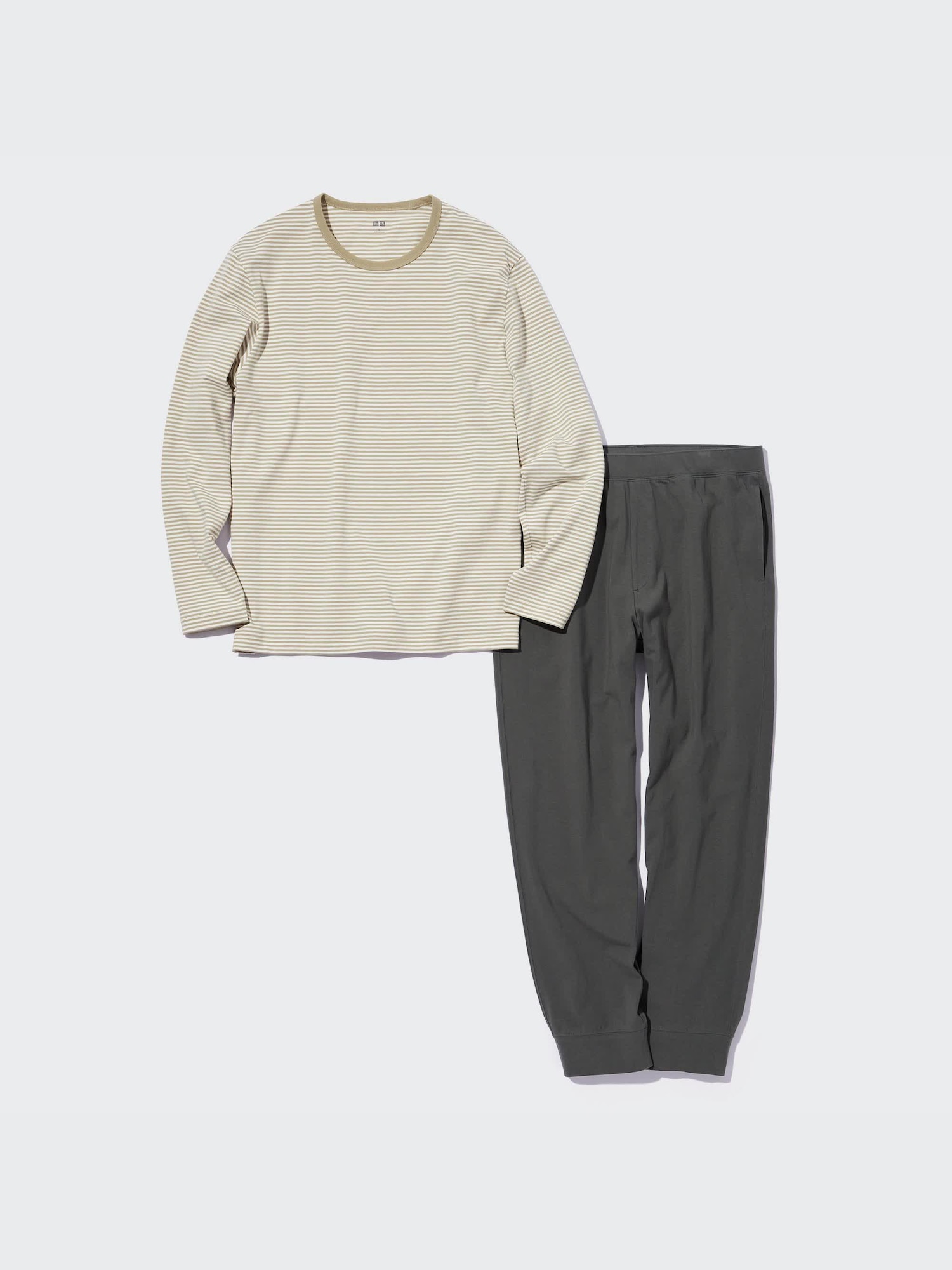 UNIQLO（ユニクロ）の「ウルトラストレッチチュニックセット（8