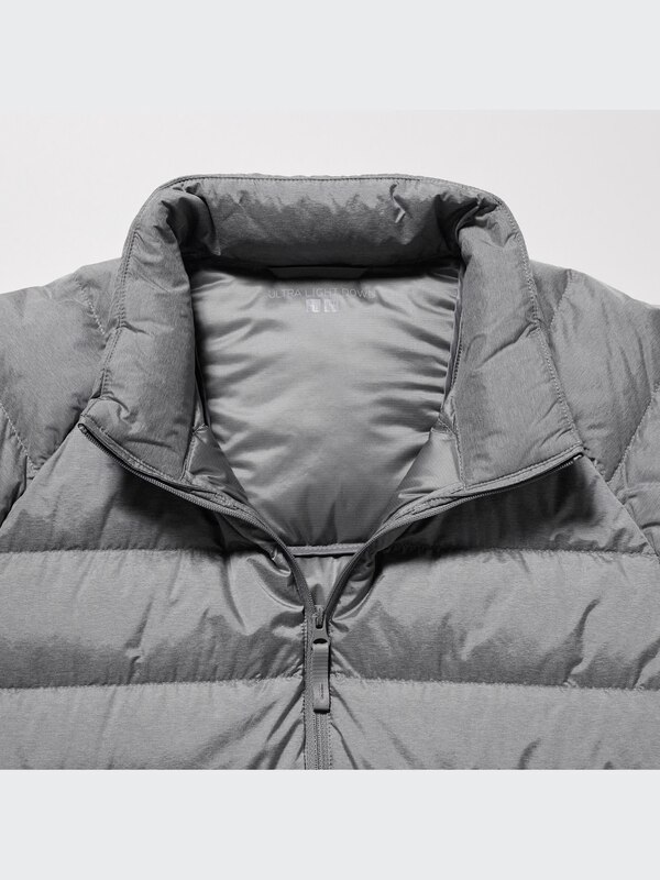 ウルトラライトダウンジャケット（3Dカット）