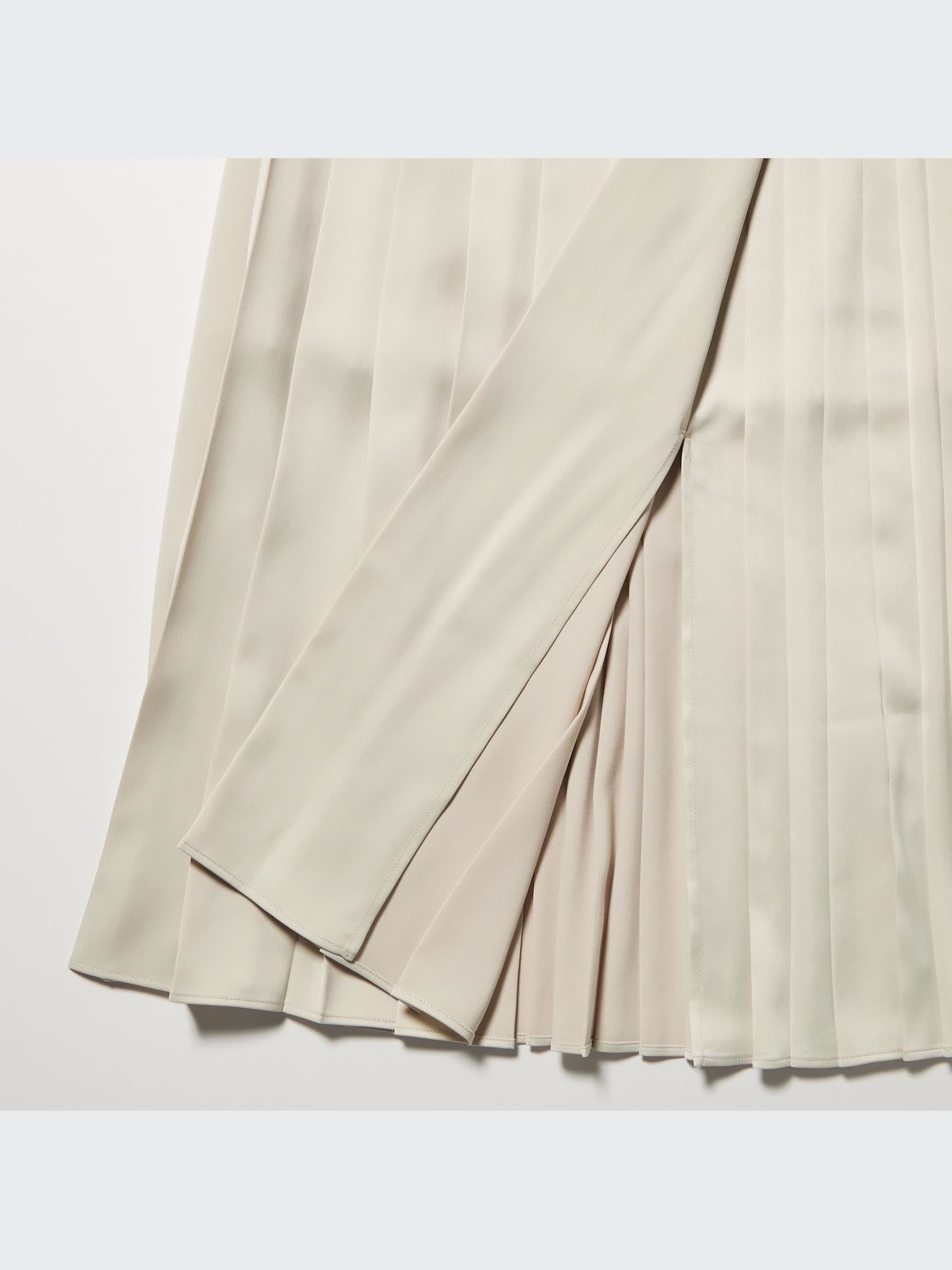 ユニクロ公式 | アシンメトリープリーツスカート（丈短め73～77cm）