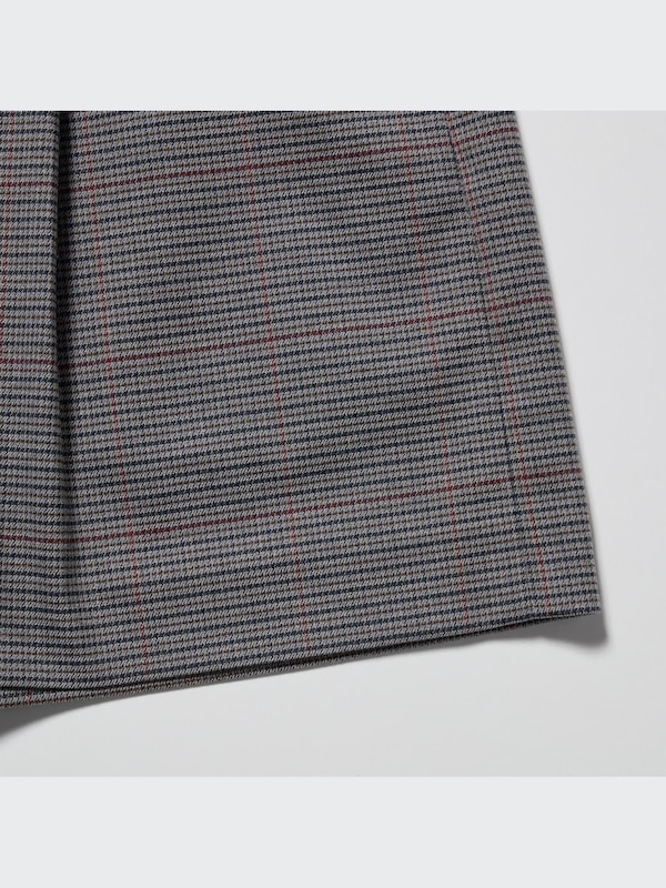 Celana Pendek Smart Lipit (Kotak)