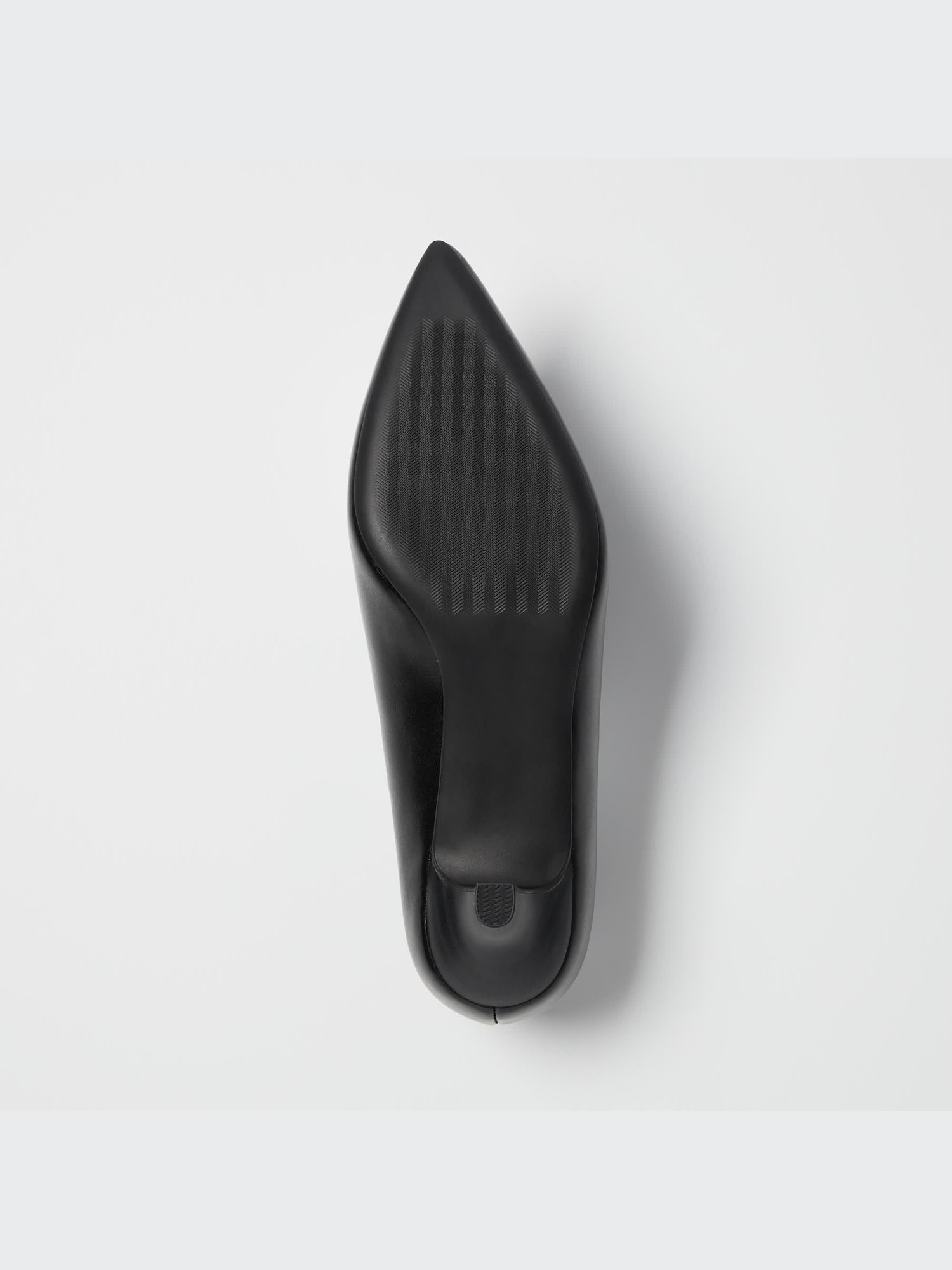 ユニクロ公式 | コンフィールタッチパンプス（スムース）