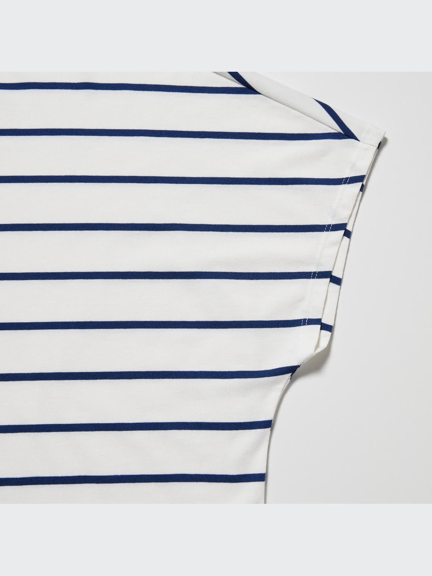新品ユニクロ計６セット XLエアリズムマイクロMノースリとシルキードライ半袖 UNIQLO ユニクロ エアリズム セット - メルカリ