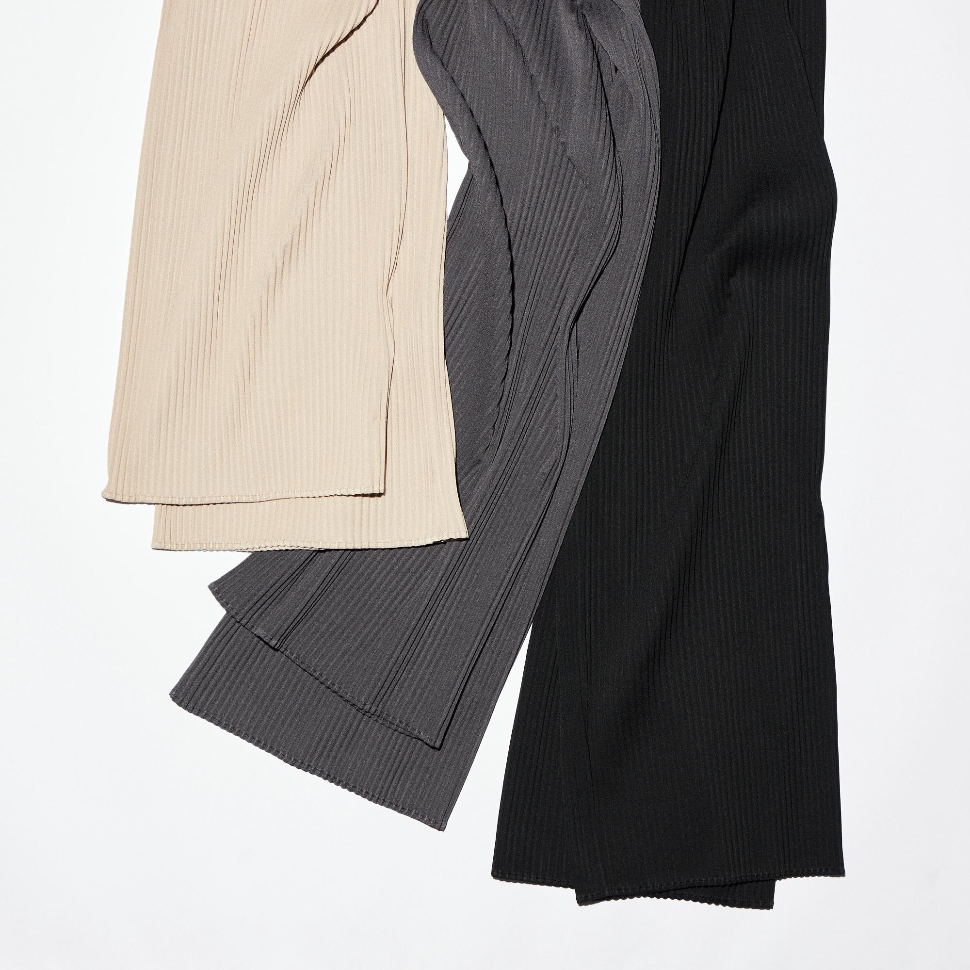 Wide-Fit Pleated Pants (2022 Edition) | UNIQLO US | Uniqlo men outfit  casual, Uniqlo trousers, Uniqlo men outfit