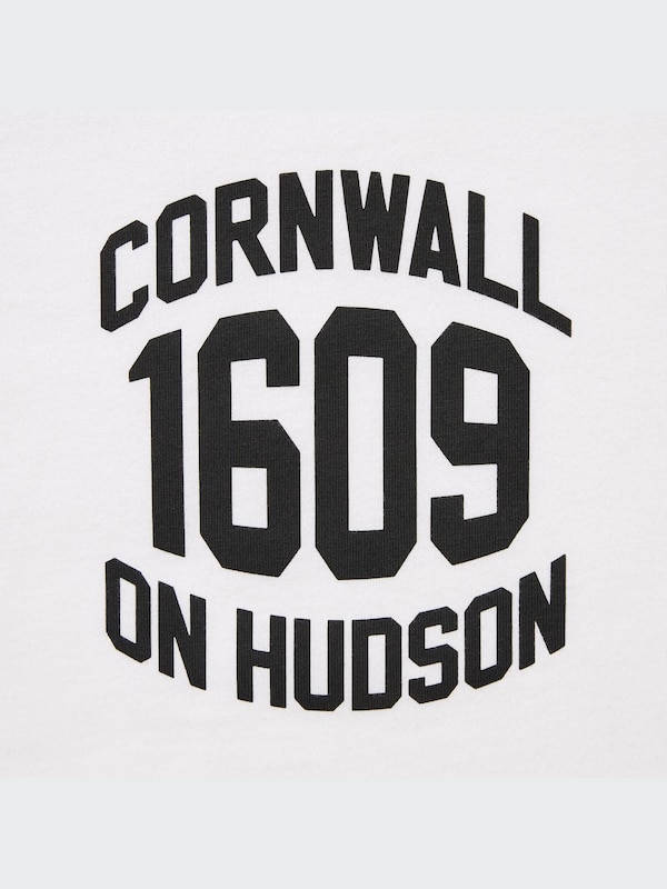 ニューヨークウィークエンドトリップ UT グラフィックTシャツ（半袖）